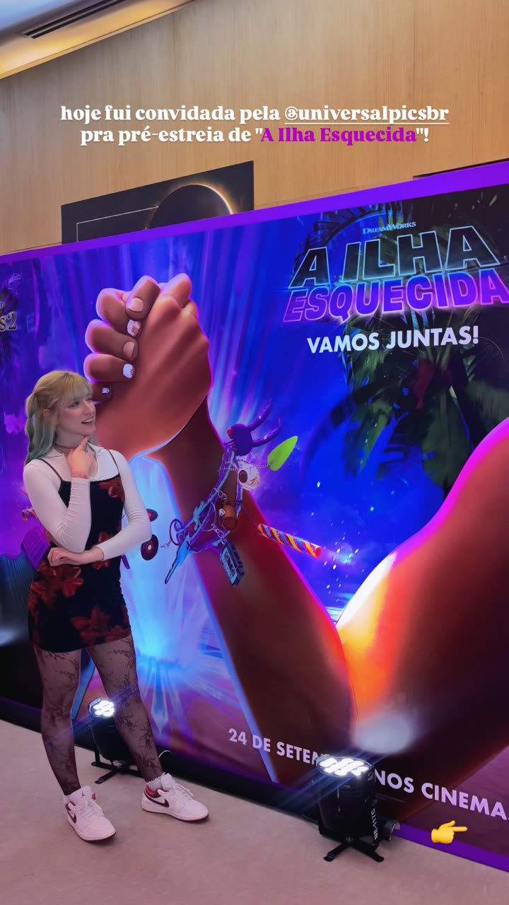 Steph na pré-estreia de A Ilha Esquecida